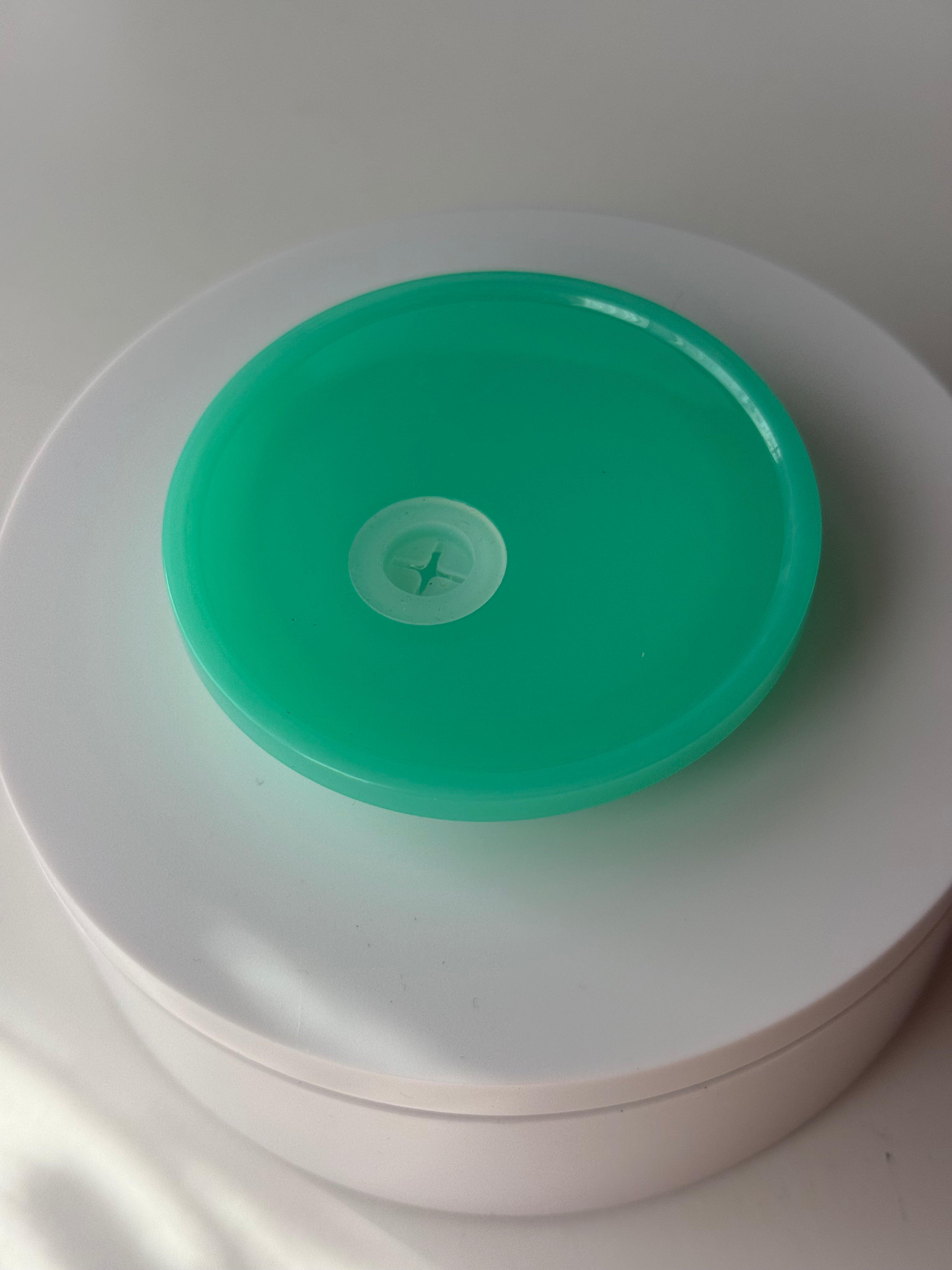 Coloured Lid