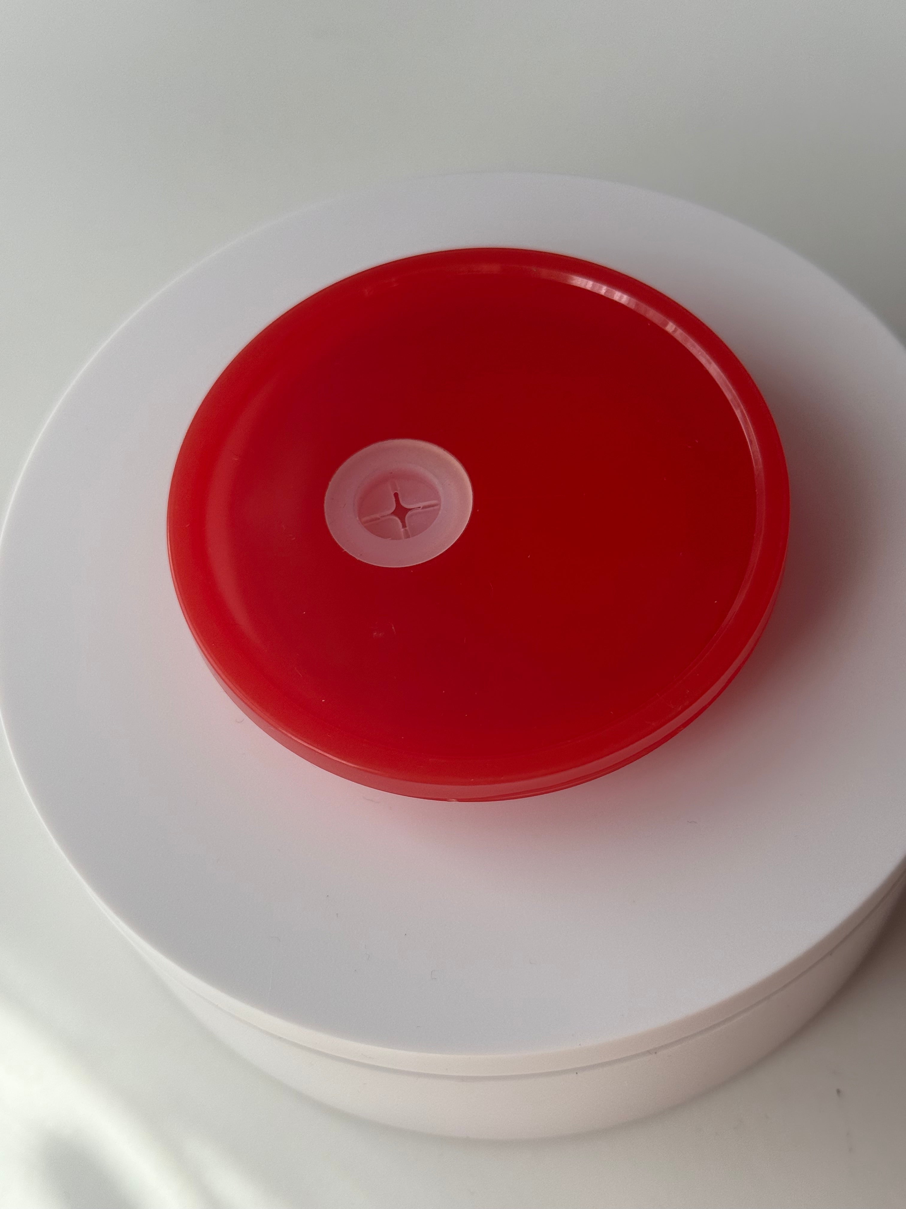 Coloured Lid