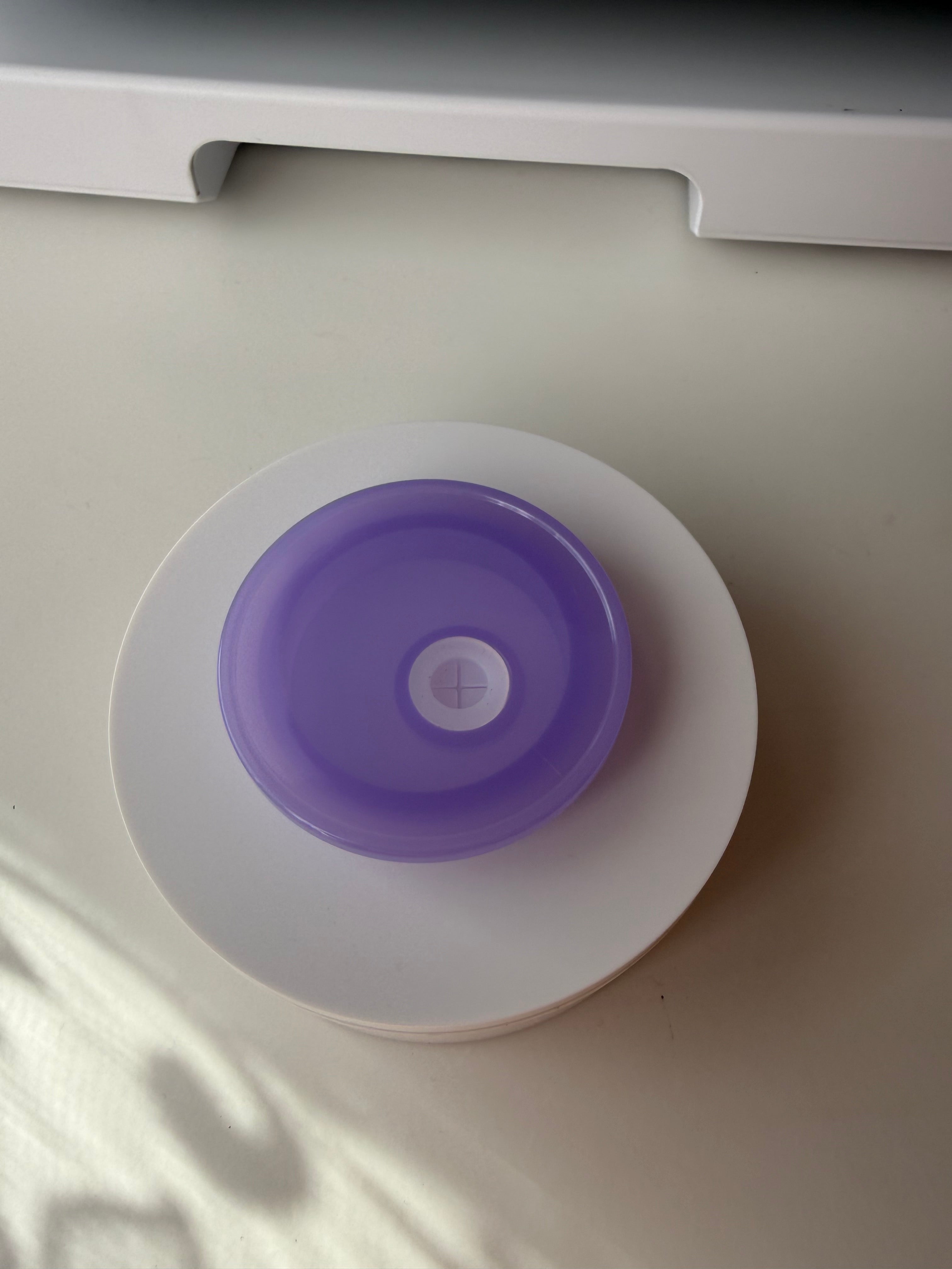 Coloured Lid