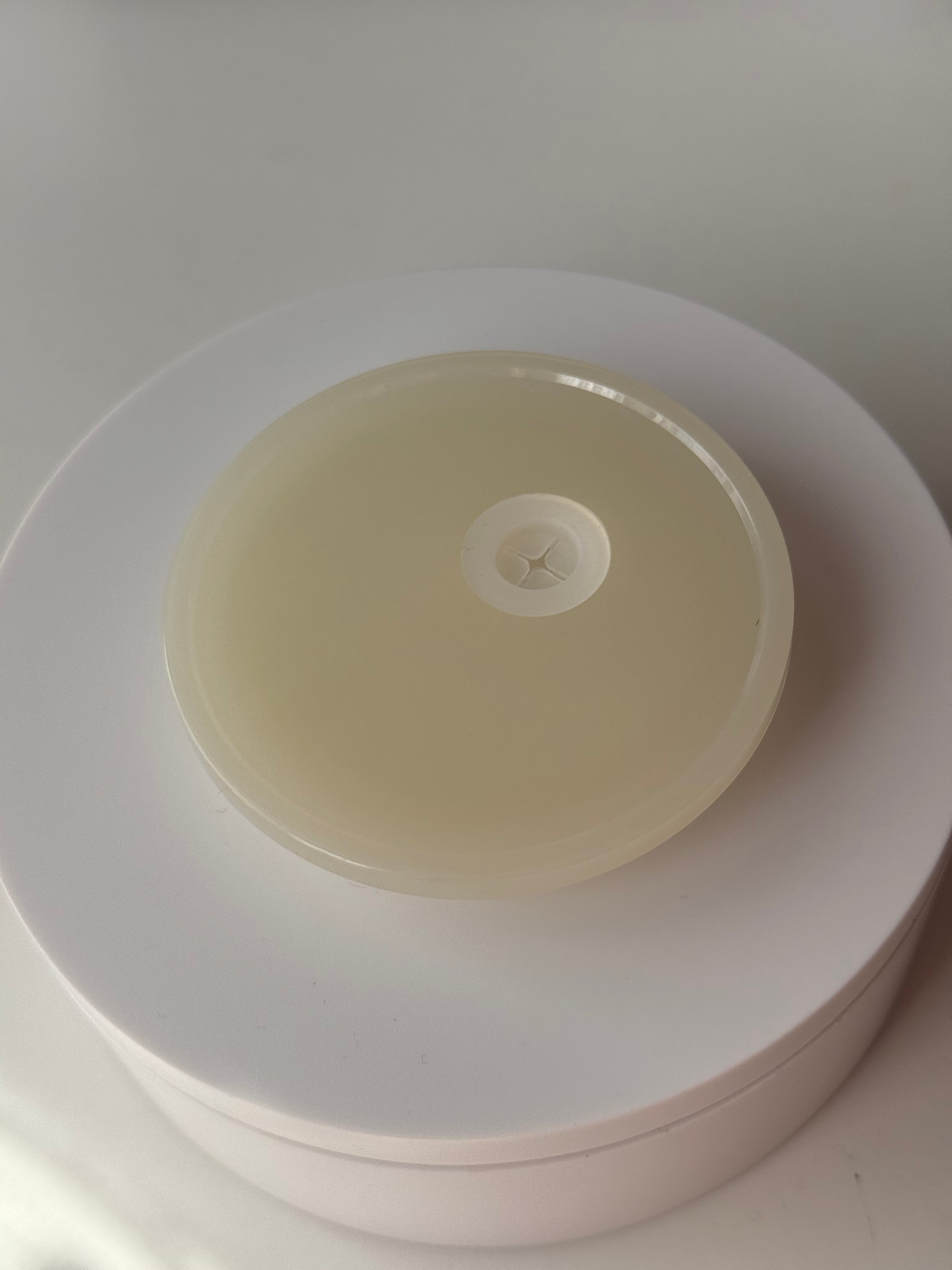 Coloured Lid